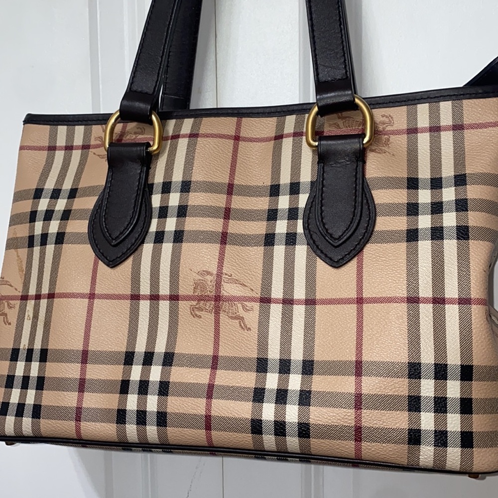 💯Authentic Burberry Haymarket Check Tote
